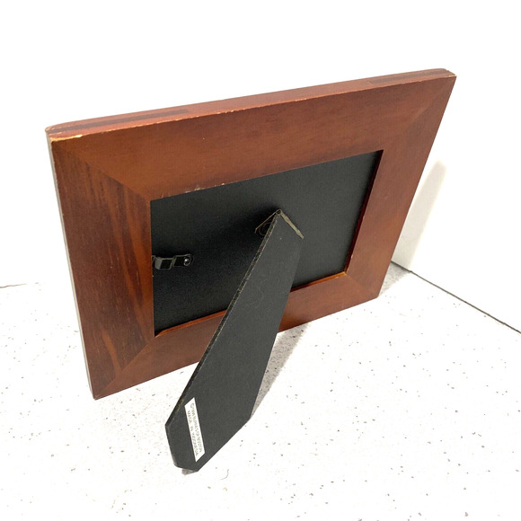 Vintage wooden photo frame Rare Woods by Burnes of Boston carved leaf 3.5 x 5 - Picture 6 of 8